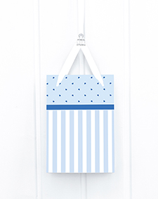 Geschenktüte Midi - Streifen & Herzen, hellblau